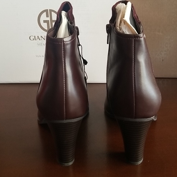Giani Bernini Bellee booties - Picture 5 of 7